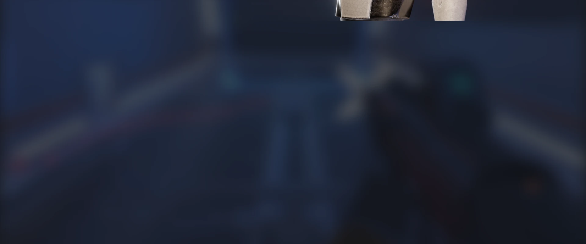 Bulanık bilim kurgu koridoru arka planında, üst kısımda robot karakterin alt kısmı zar zor görünüyor.