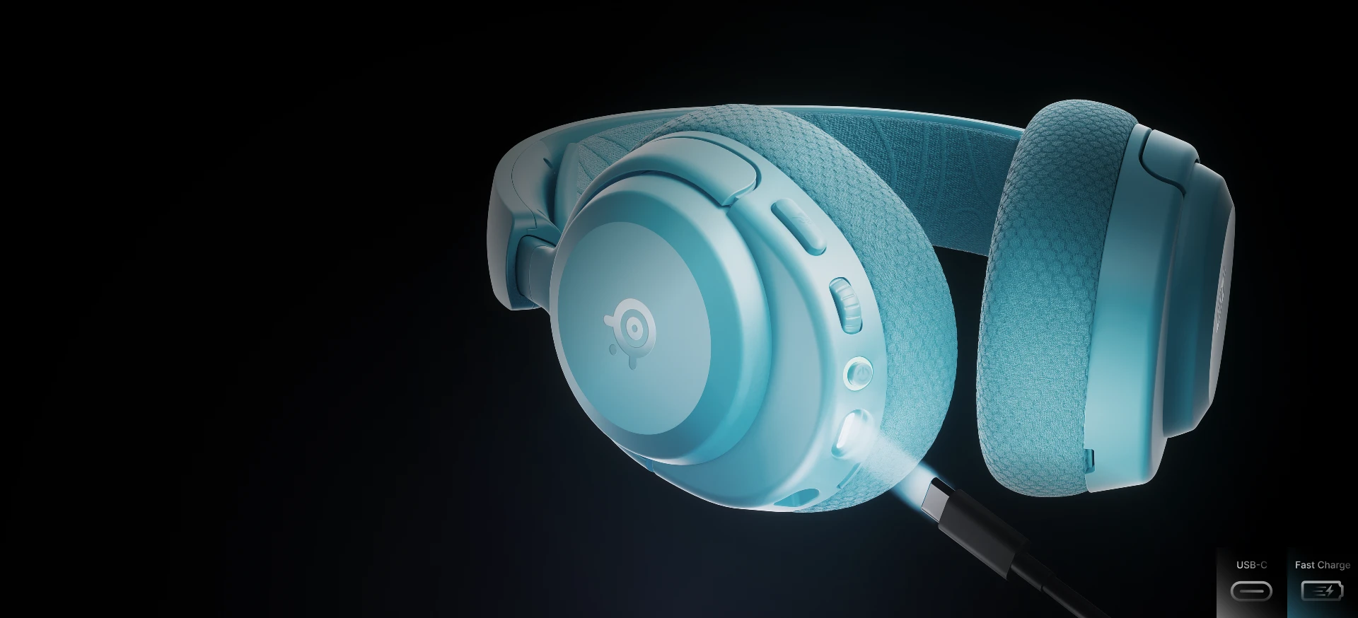 lavender arctis nova 3 with usb cable approaching the usb port