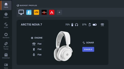 Un Arctis Nova 7 blanco con la interfaz de usuario GG al fondo.