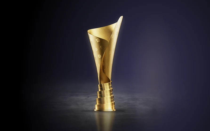 faze members lifting thropy 