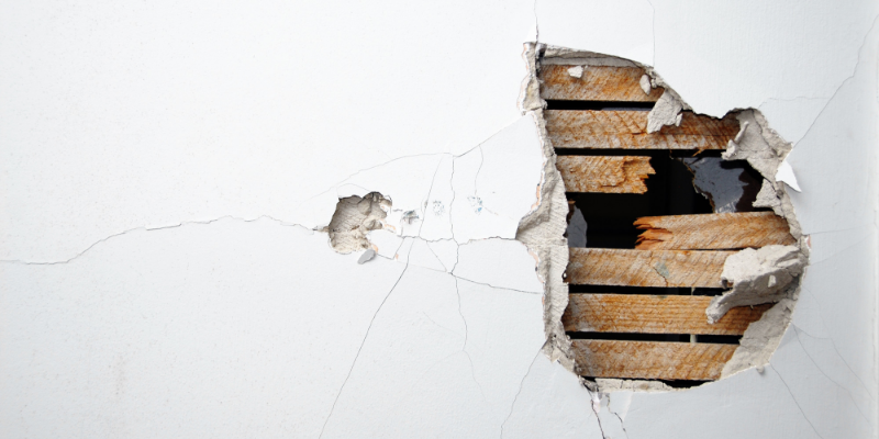 How to repair a hole in the wall: step-by-step instructions - Home ...