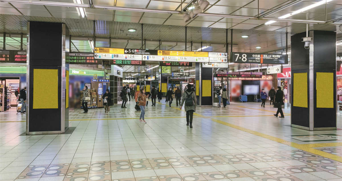 JR新宿駅南口改札48デジタルサイネージ