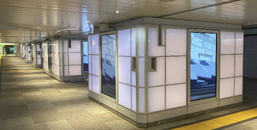 新宿駅東西自由通路デジタルサイネージ