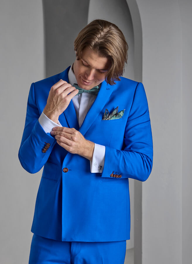 Bespoke Suits, Custom Menswear & Made-to-Measure Tailoring | Hive & Colony