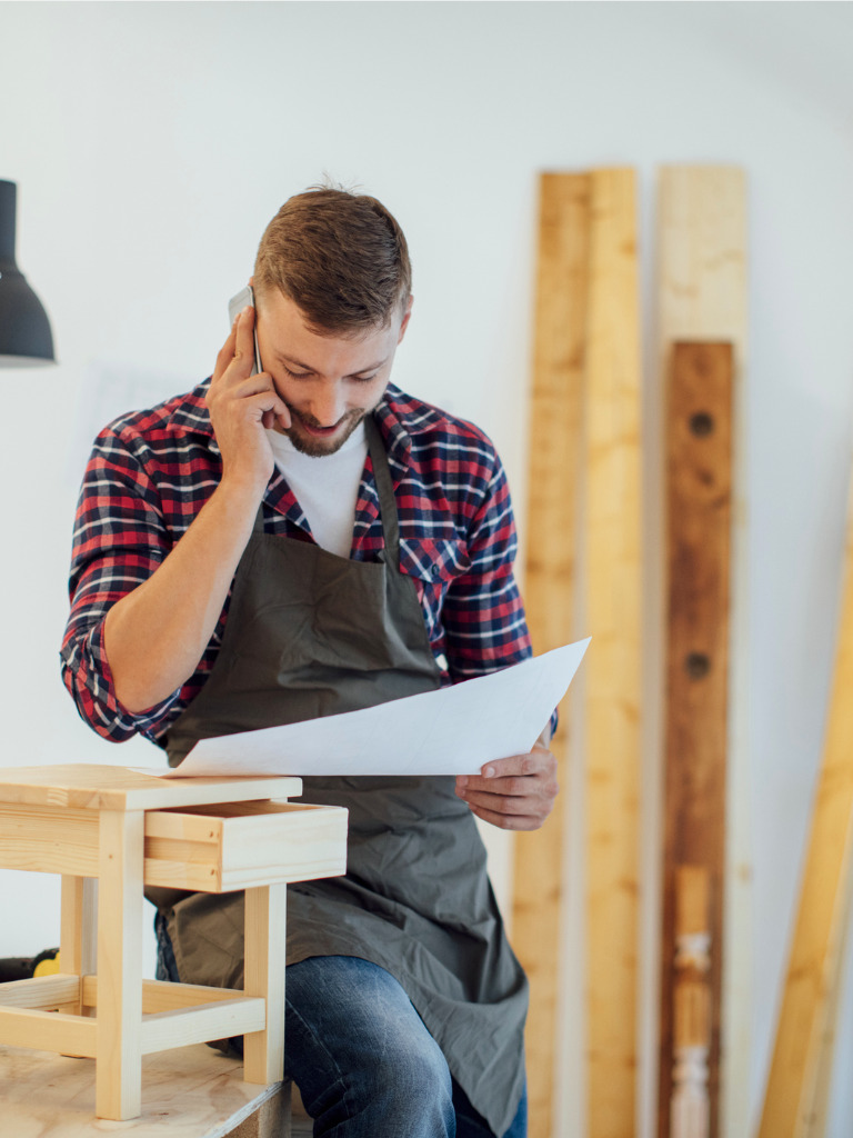 Timmerman mobiel aan het werk