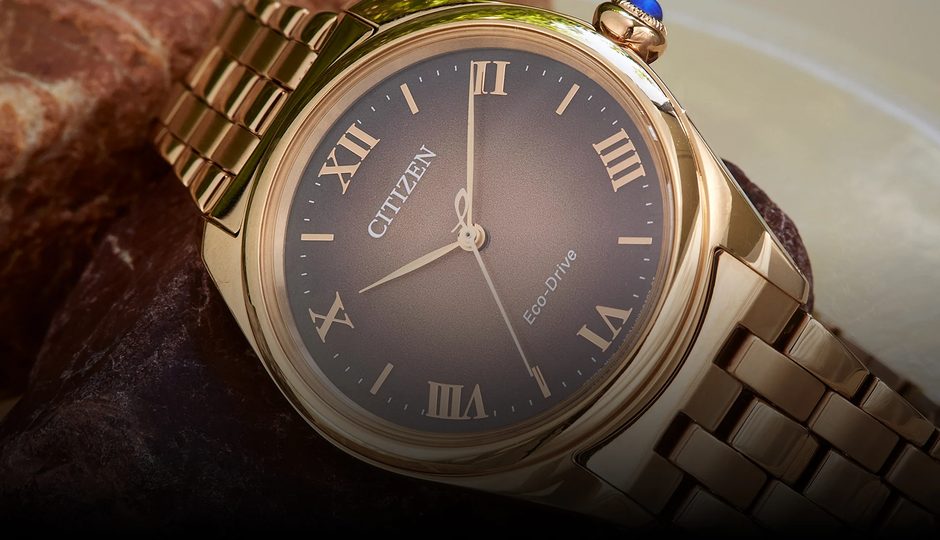 Women's Gold Tone Watches Hero Image
