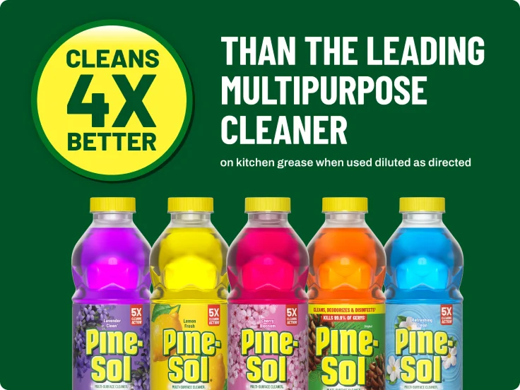 Variedad de productos Pine-Sol sobre un fondo verde con las palabras "Limpia 4 veces mejor que el limpiador multiusos líder".