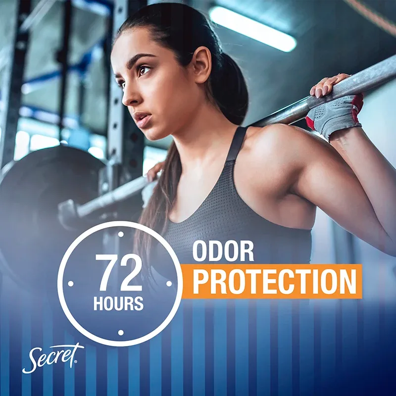 A women lifting a barbell