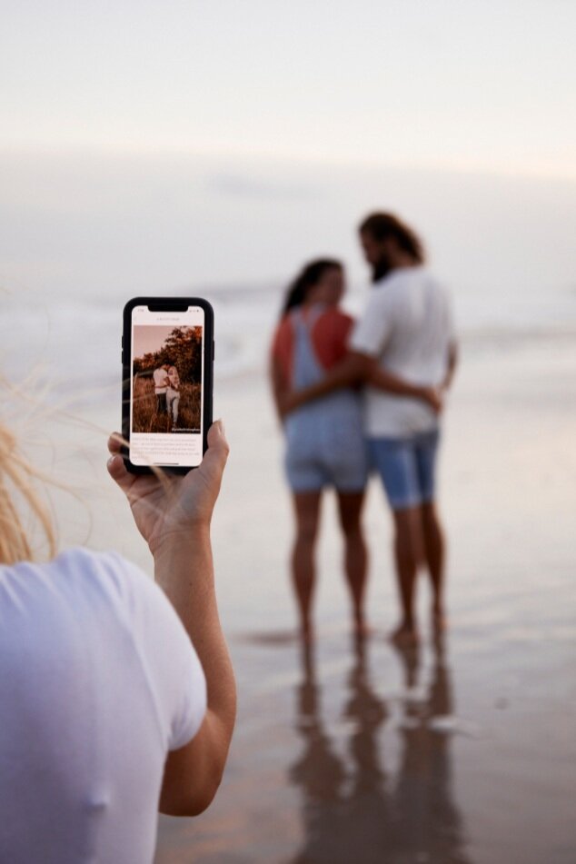 unscripted posing app photography business couple on beach