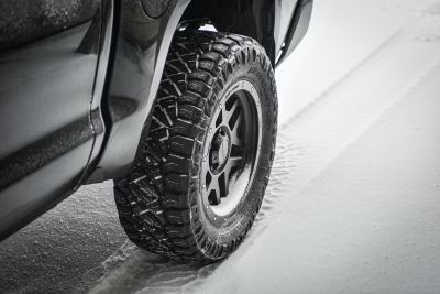 Winter-Ready: Cold Weather Accessories to Keep Your Vehicle Running Smoothly