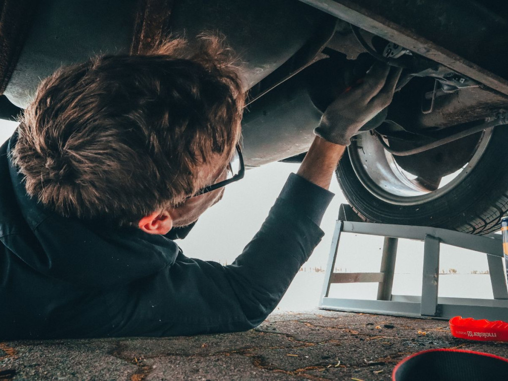The Ultimate Guide to DIY Car Repair for Beginners