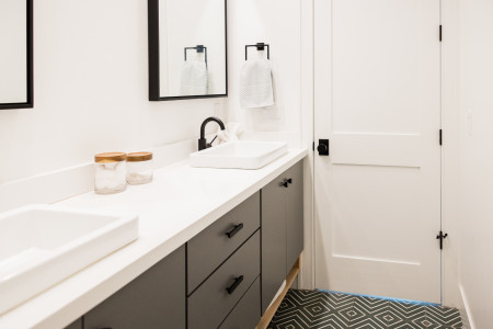 Genius Small Bathroom Remodel Ideas to Steal