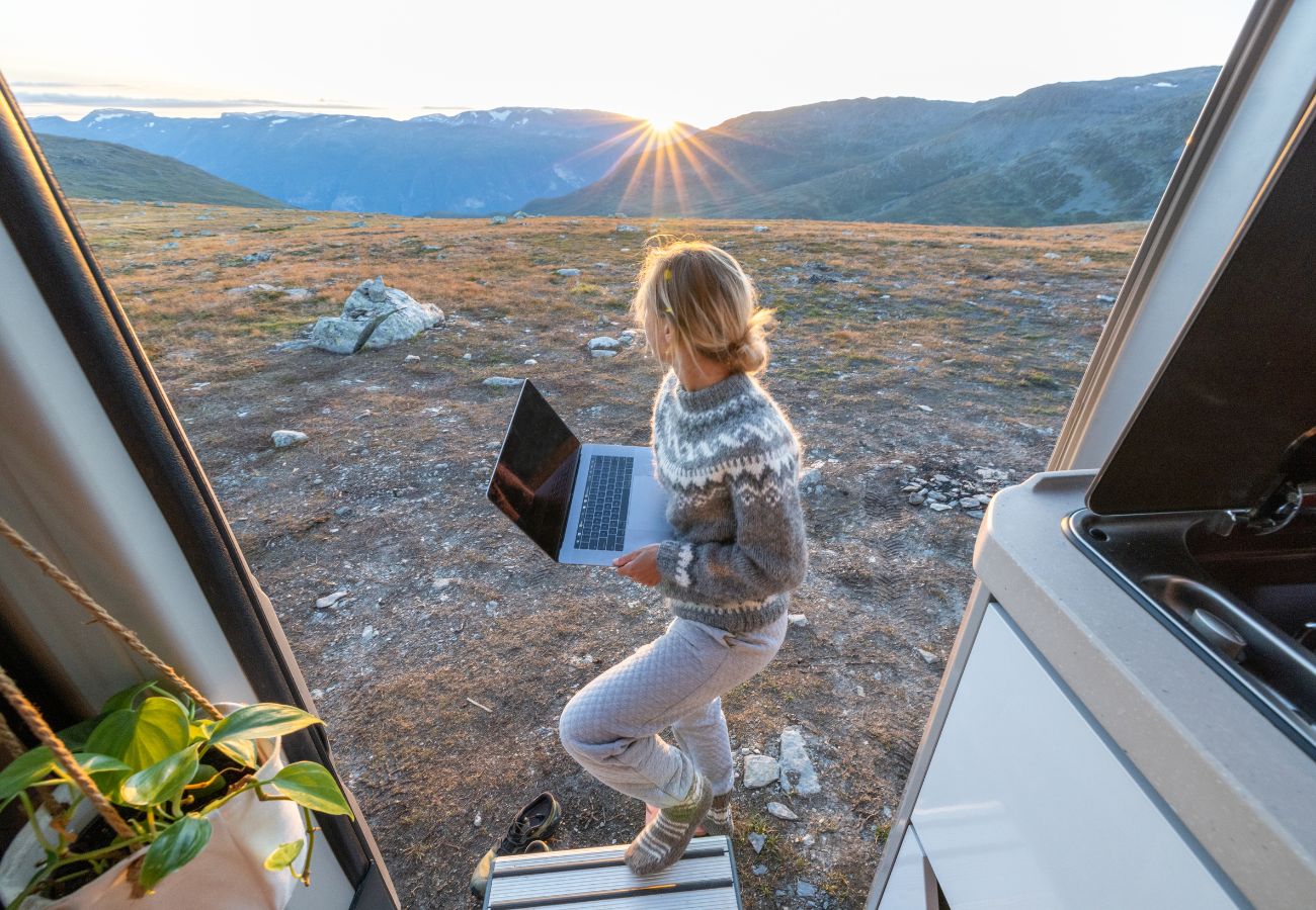 The Gig Economy: How to Maximize Your Earnings from Side Hustles