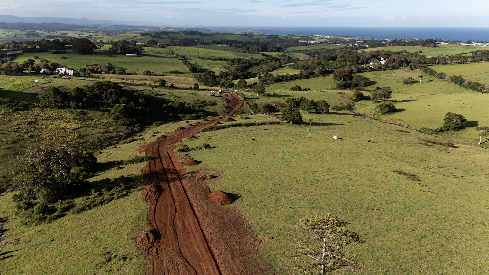 Road Cut with Small Setback — image 4