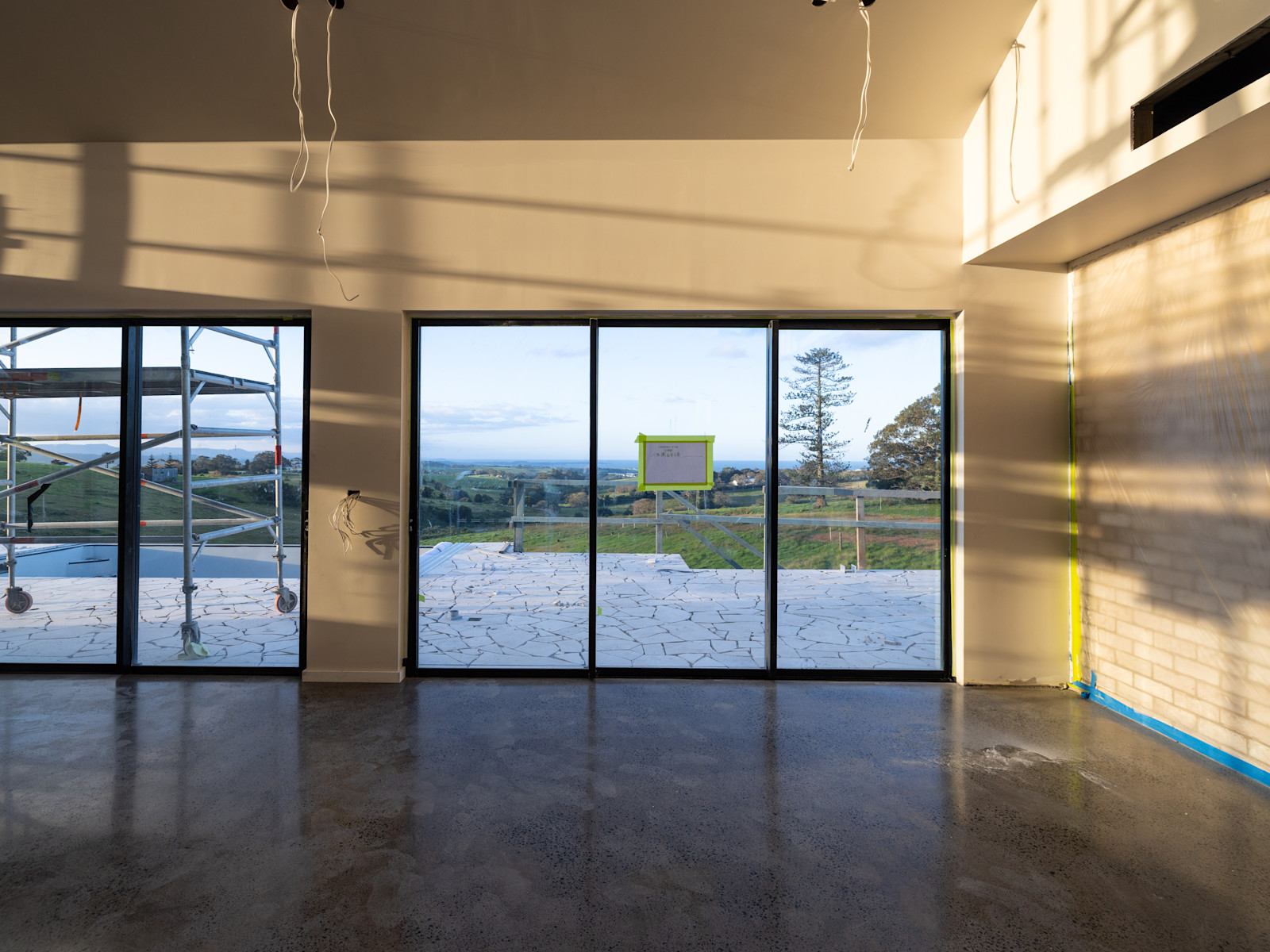 Secondary Dwelling: Paint Begins & Concrete Polished — image 5