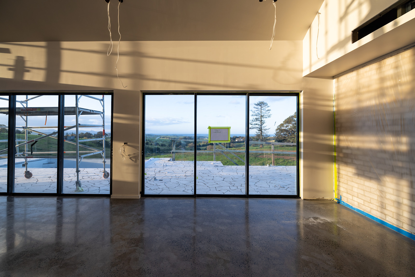Secondary Dwelling: Paint Begins & Concrete Polished — image 5
