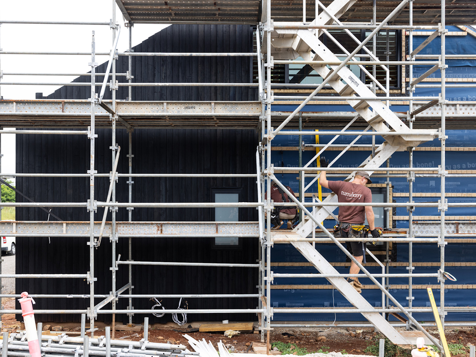 Shou Sugi Ban: Charred Timber Cladding Begins — image 2