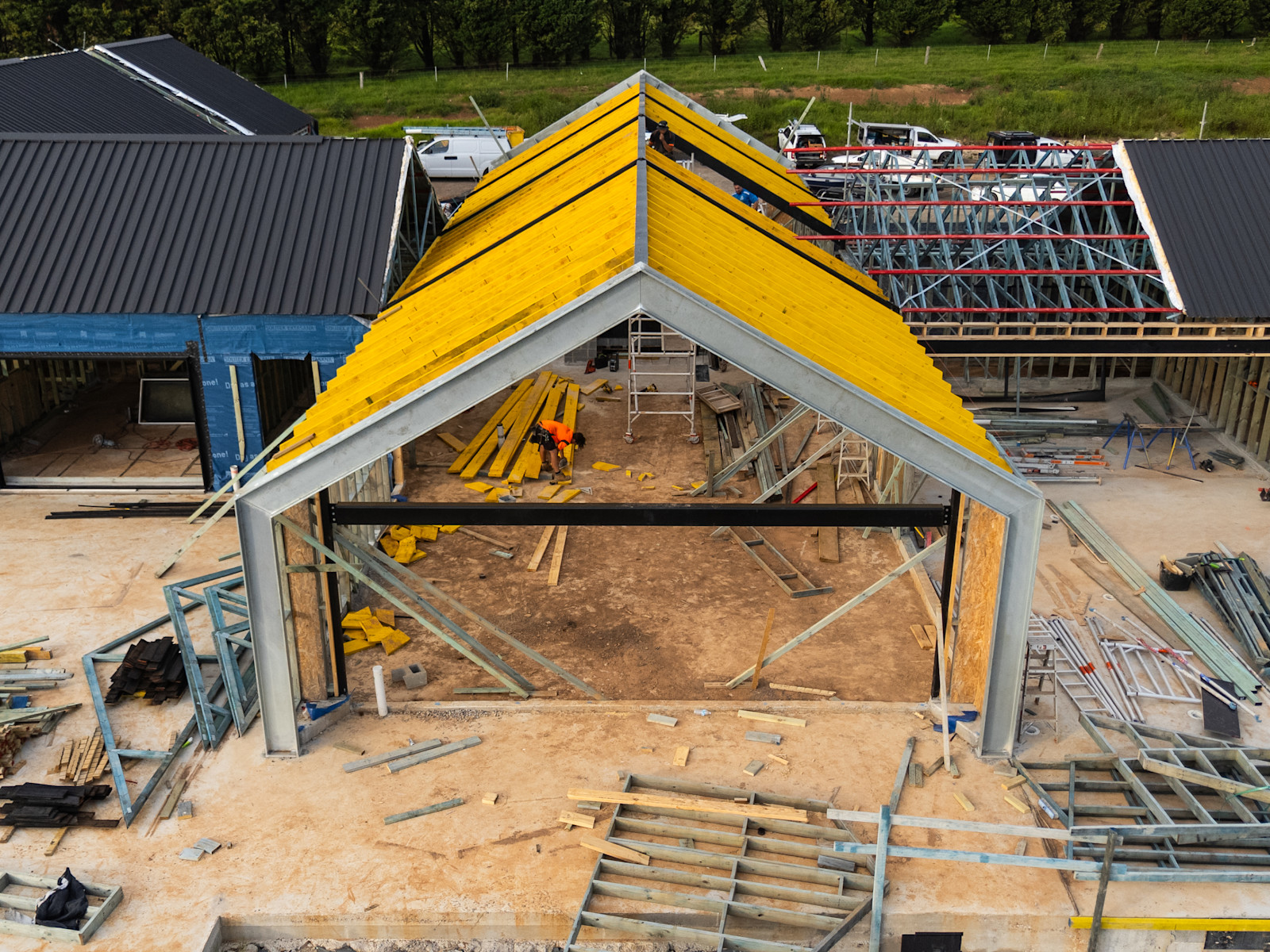 Primary Dwelling: Steel Frames Locked In — image 5