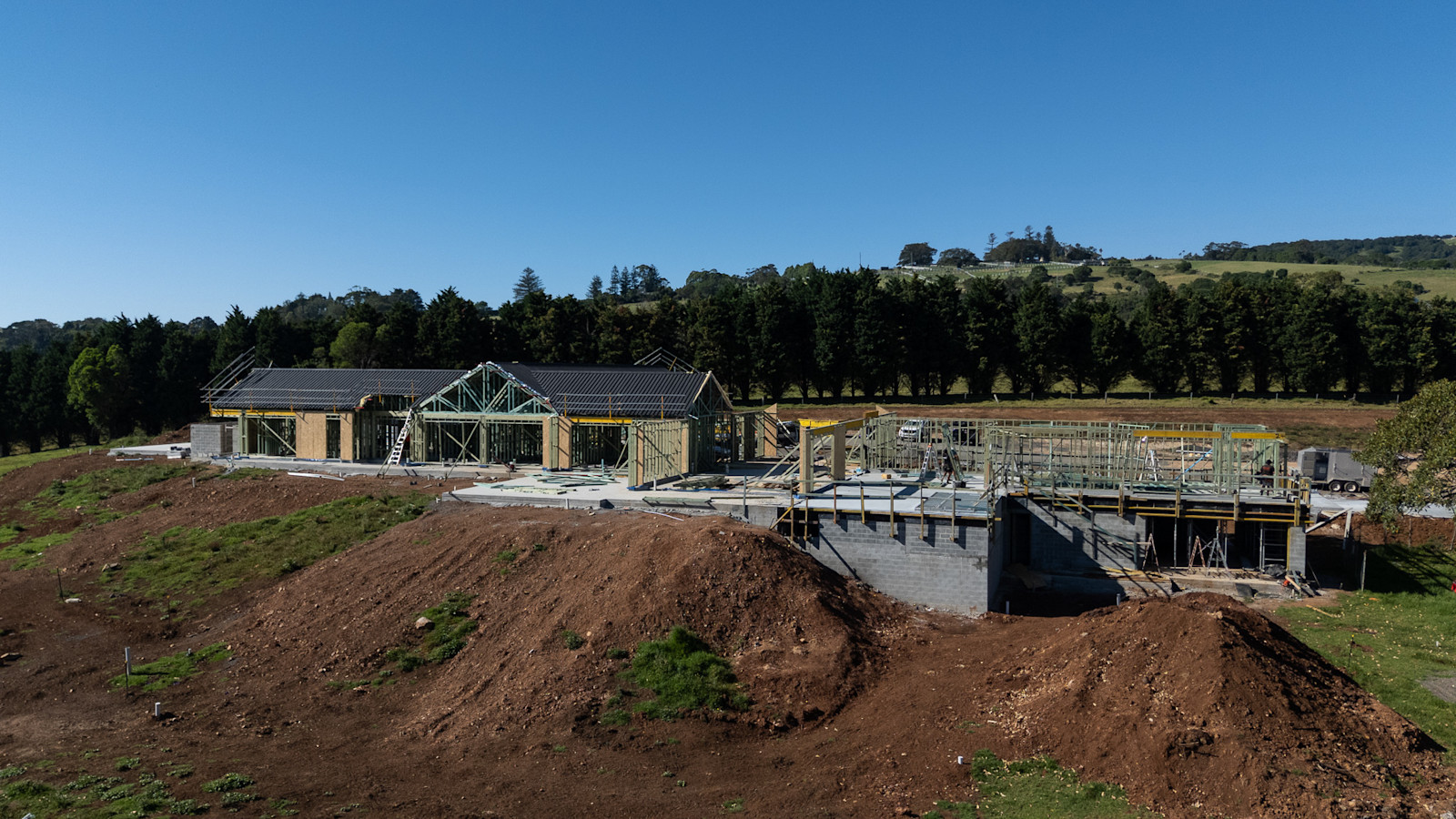 Primary Dwelling: Roof Installation Begins