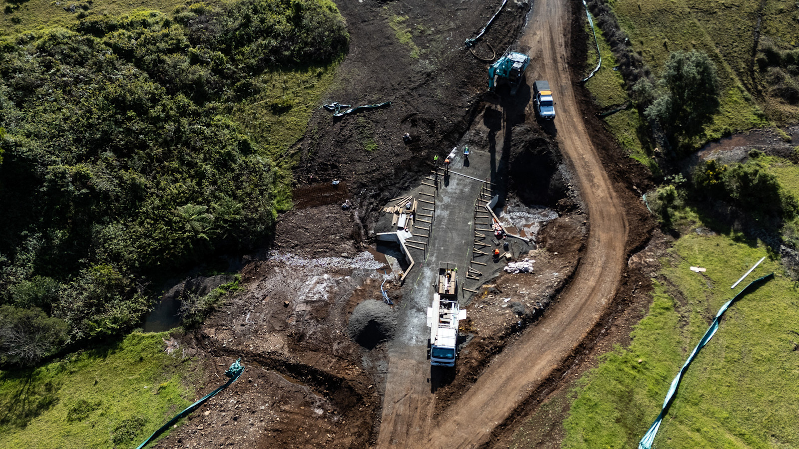 Bridge finally taking shape — image 1