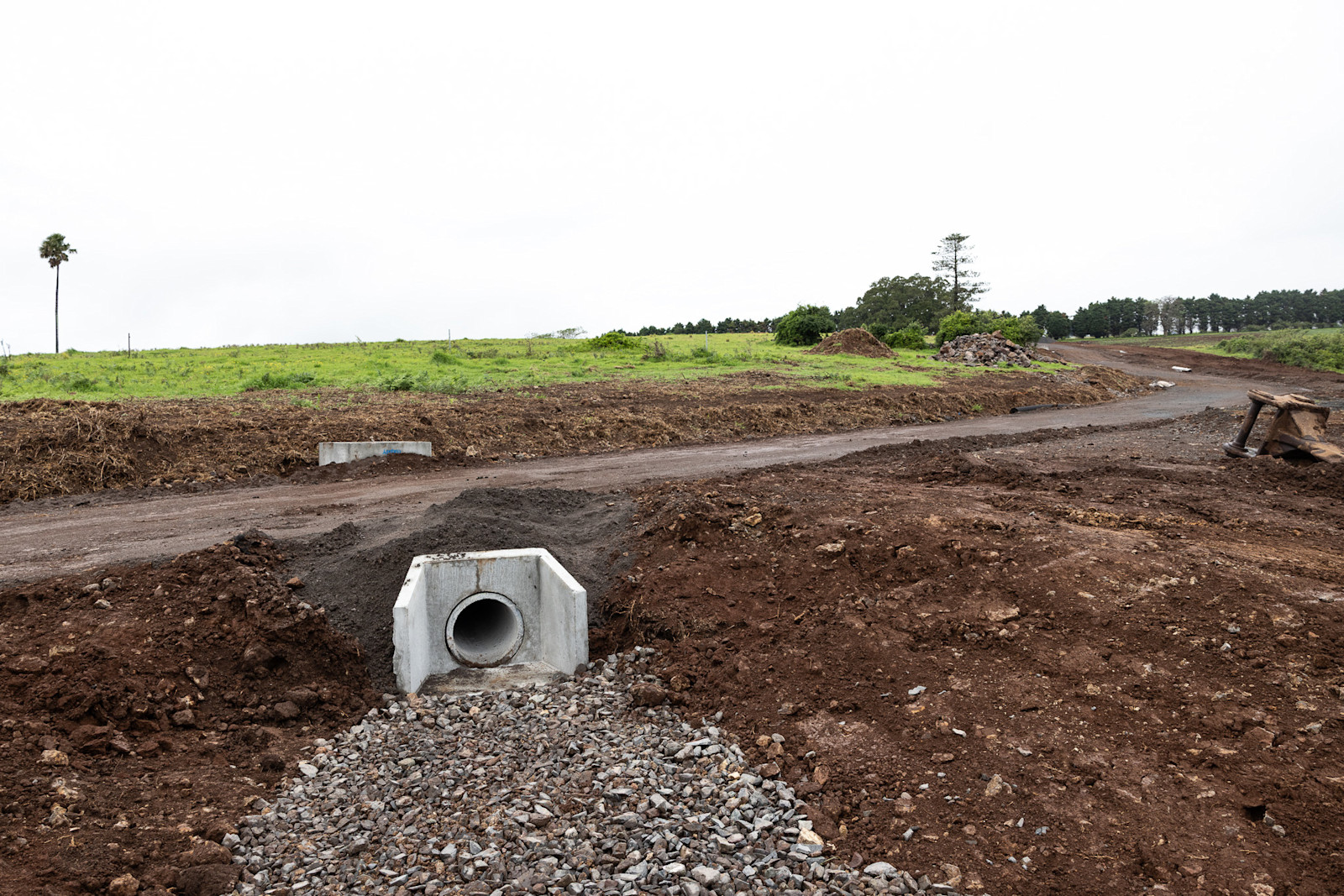 More Delays as Wet Season Begins — image 4