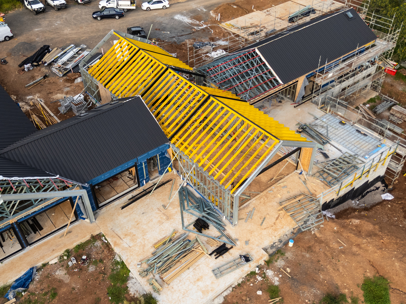 Primary Dwelling: Steel Frames Locked In — image 2