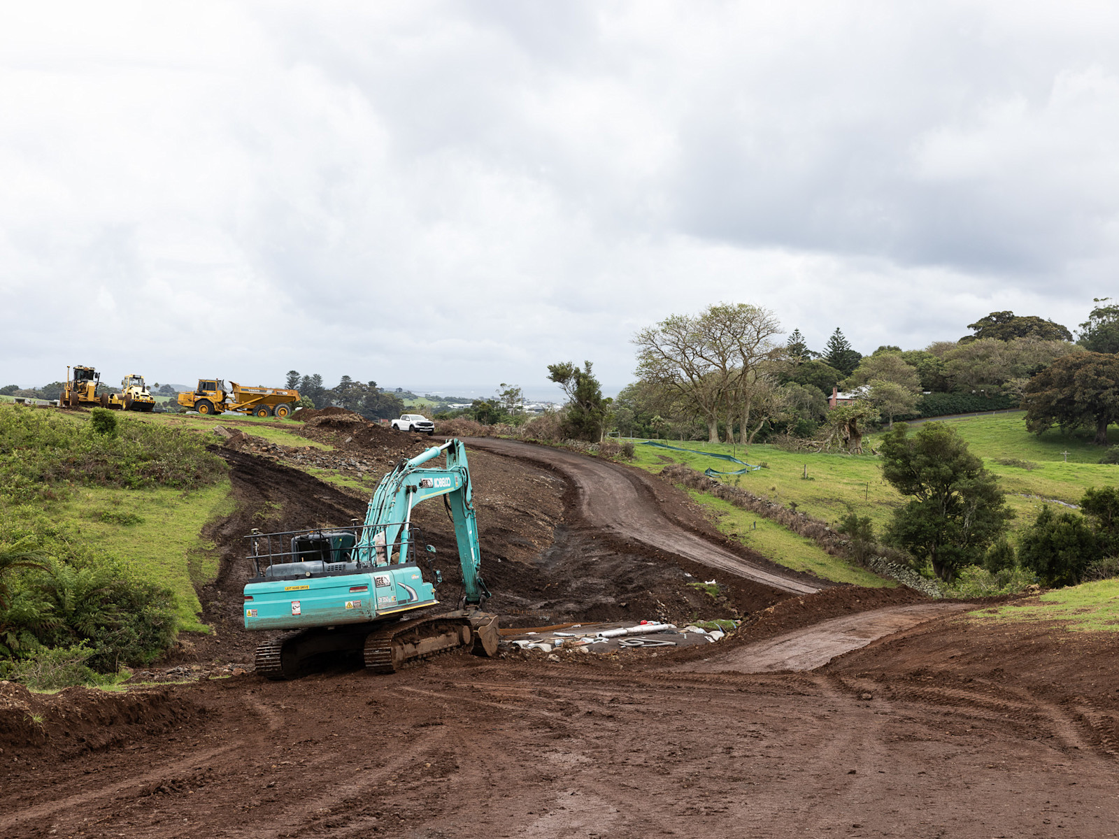 More Delays as Wet Season Begins — image 8