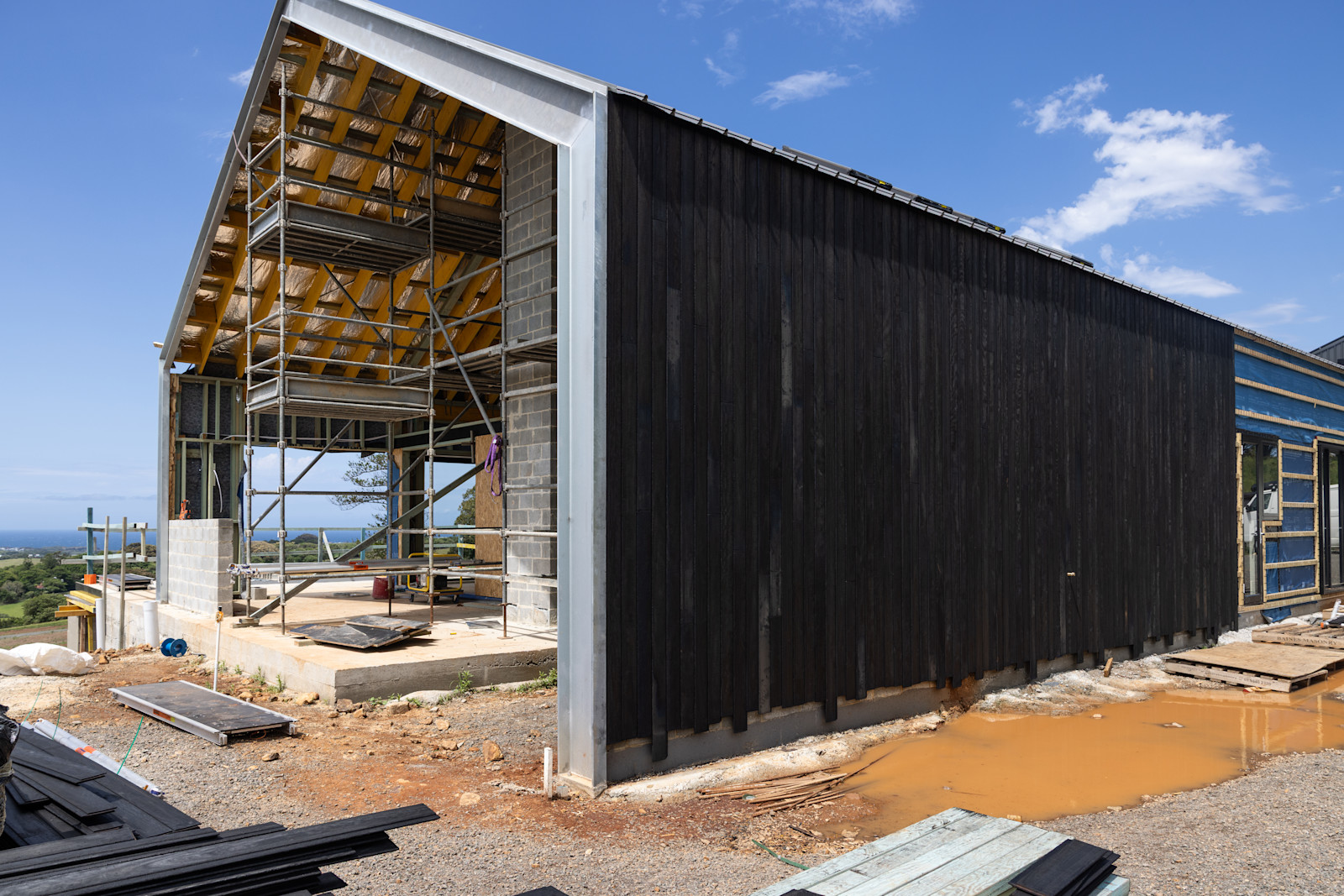 Shou Sugi Ban: Charred Timber Cladding Begins — image 1