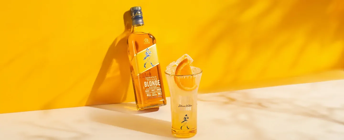 JohnnieWalker 白紋章 70's 1.2.3 ISO Johnnie Walker Blonde Label Scotch Whisky | Johnnie Walker ZA