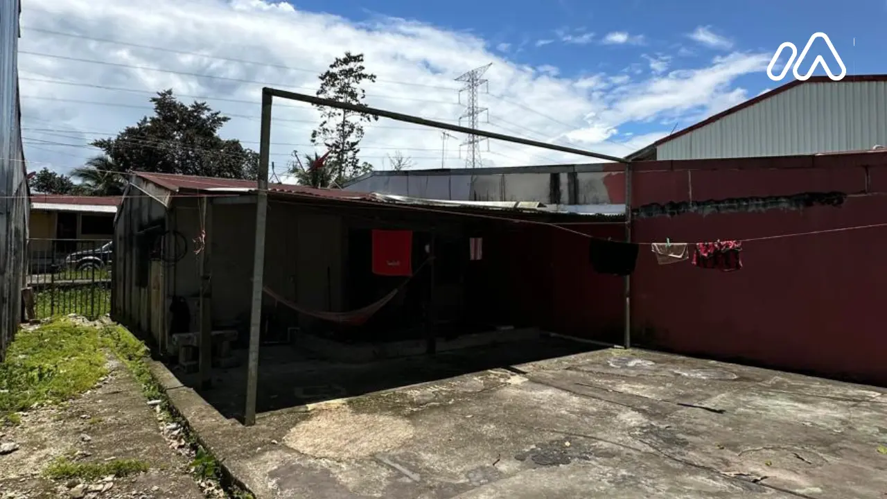 Casa708679800001