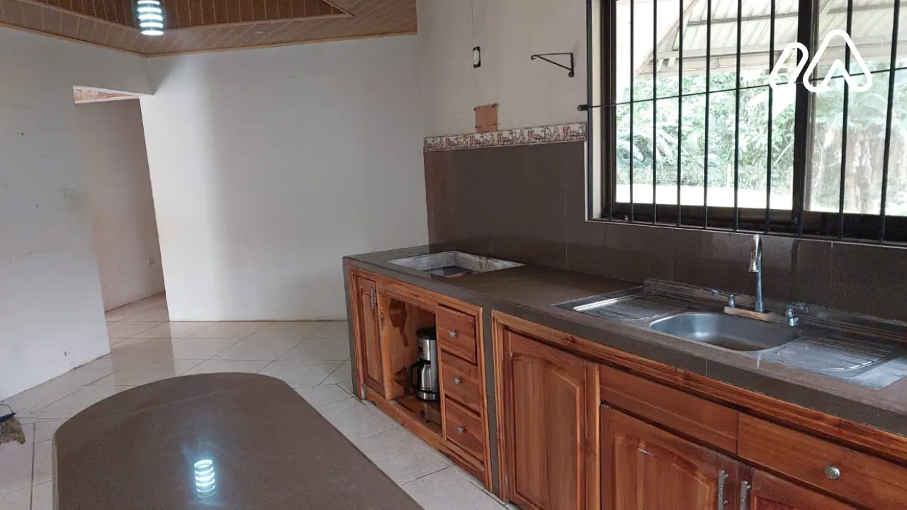 foto13718060005 foto13718060005