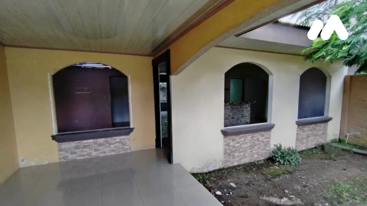 Casa714846200002