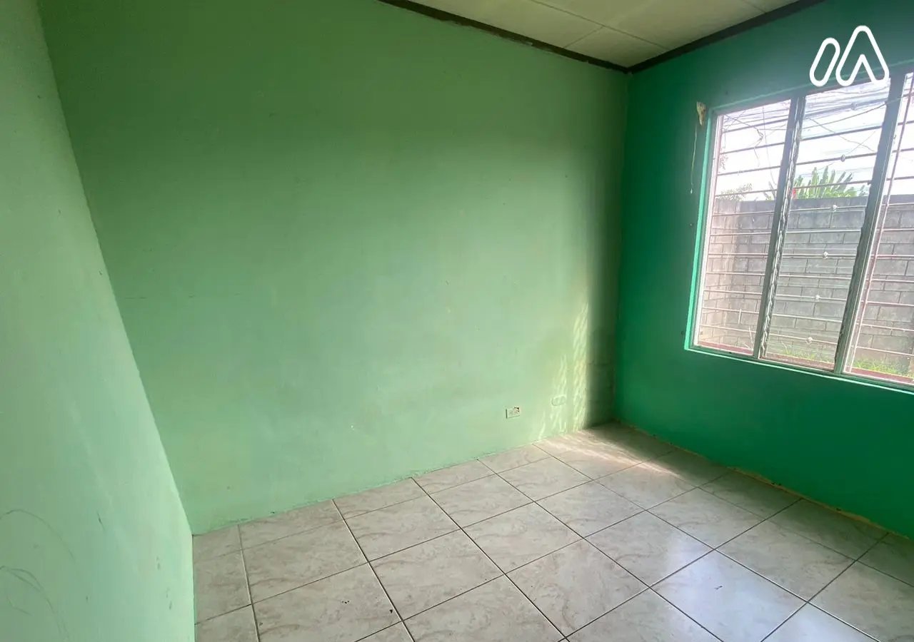 Casa provincia Limón distrito Guácimo cuarto4