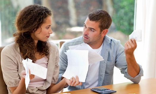 Top Financial Warning Signs to Recognize in Your Relationship
