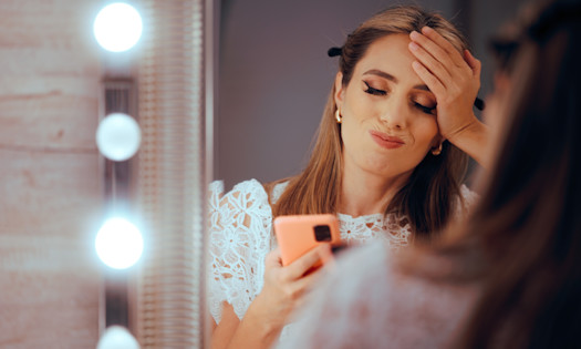 7. Plans Cancellations at the Last Minute