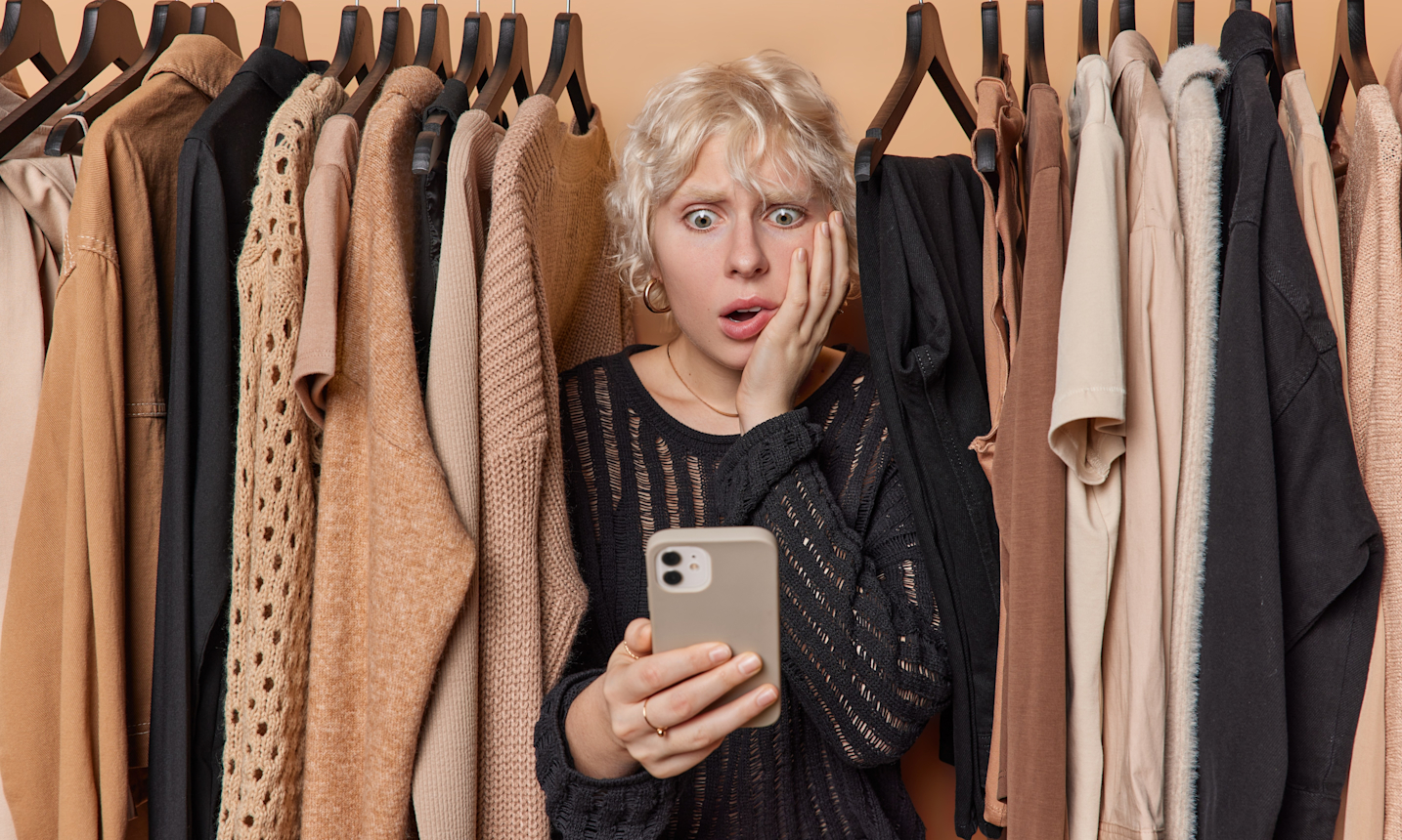 Resisting Impulse Buying and Trend Pressure