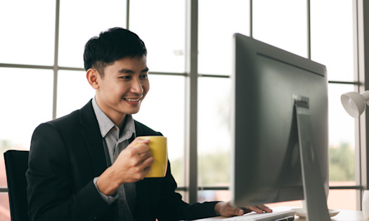 You Have to Be an Expert to Invest