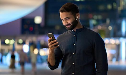 Simple Side Hustles You Can Launch Right from Your Phone