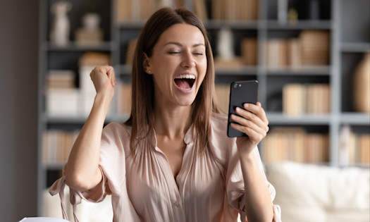 How to Get Your Paycheck in Advance (Without Stressing Your Budget)