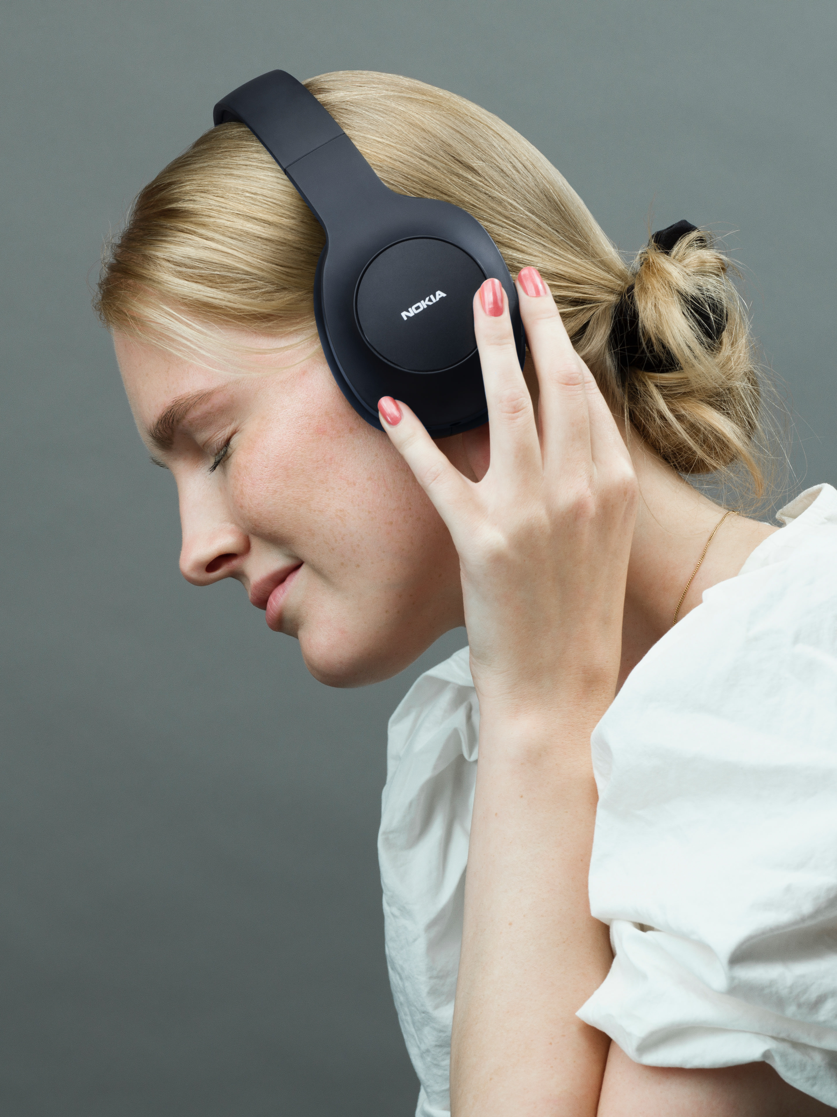 Nokia Essential Wireless Headphones With Bluetooth And 3 5mm Headphone Jack Nokia Essential Wireless Headphones With Bluetooth And 3 5mm Headphone Jack