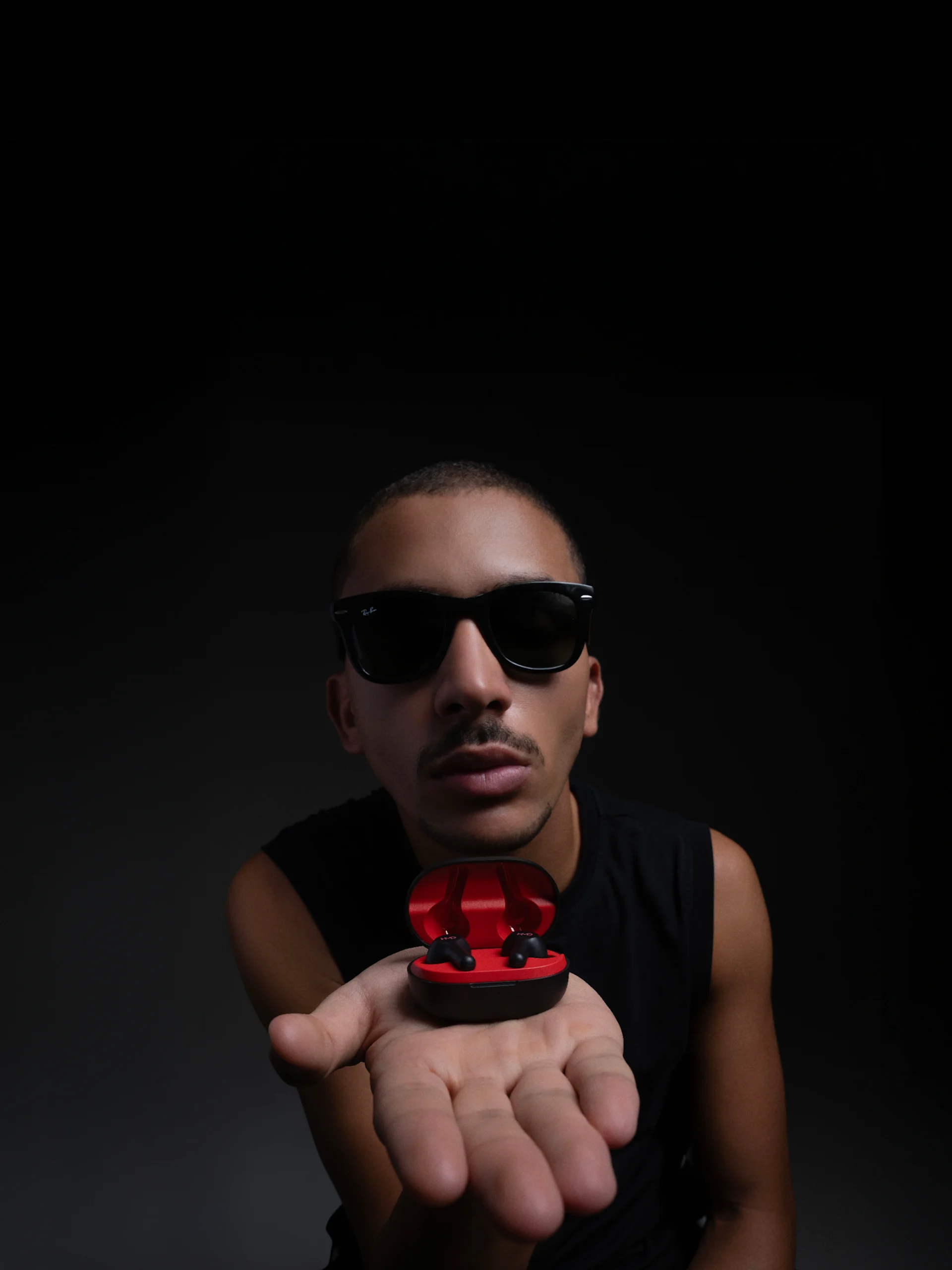 HMD DUB P50 wireless earbuds