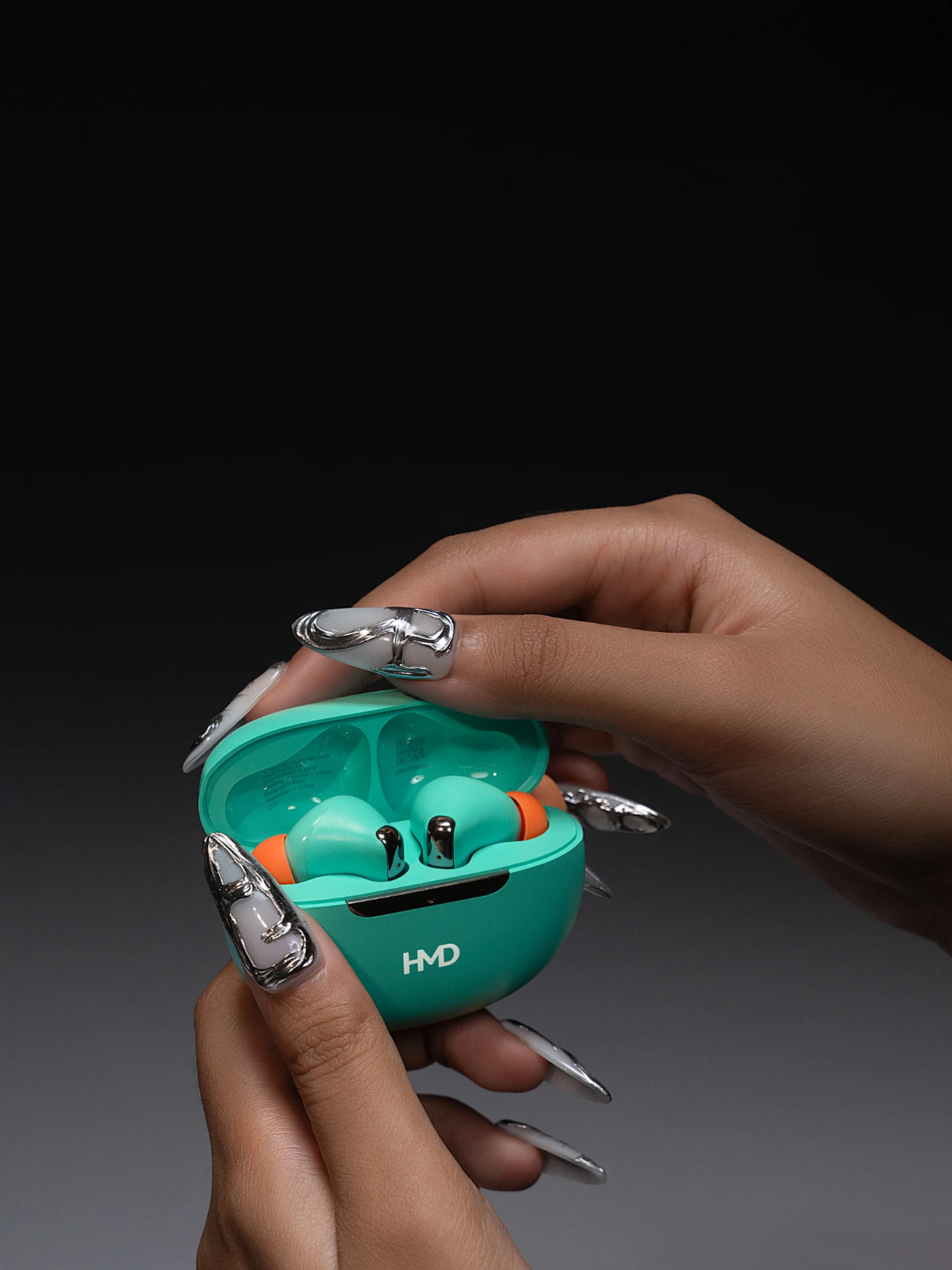 HMD DUB P60 wireless earbuds