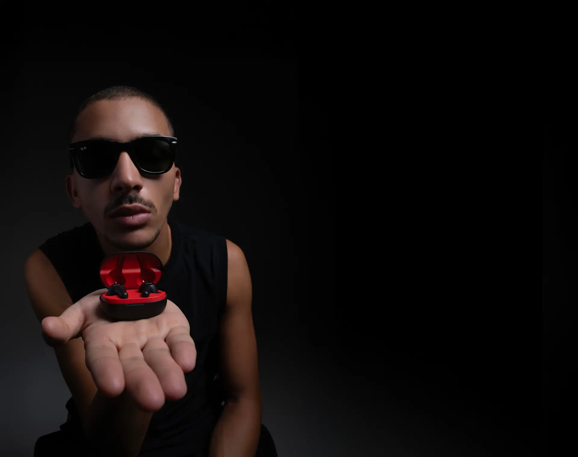 HMD DUB P50 wireless earbuds