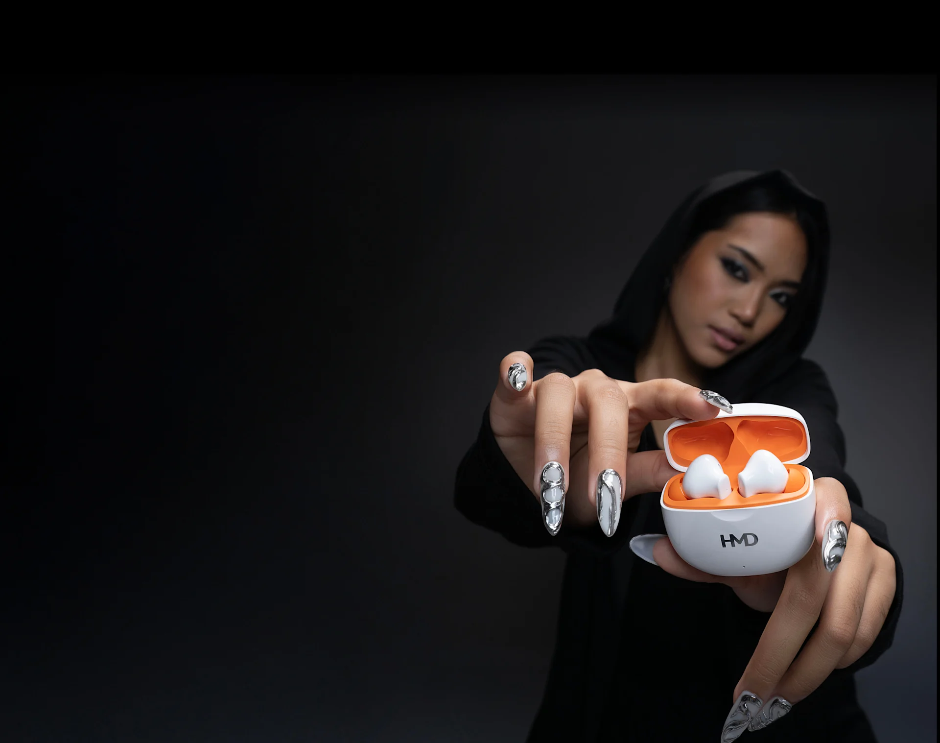 HMD DUB P70 wireless earbuds