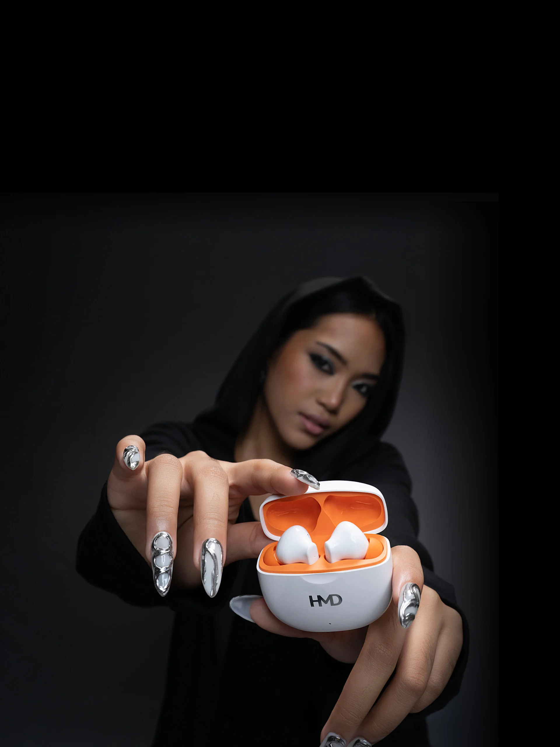 HMD DUB P70 wireless earbuds