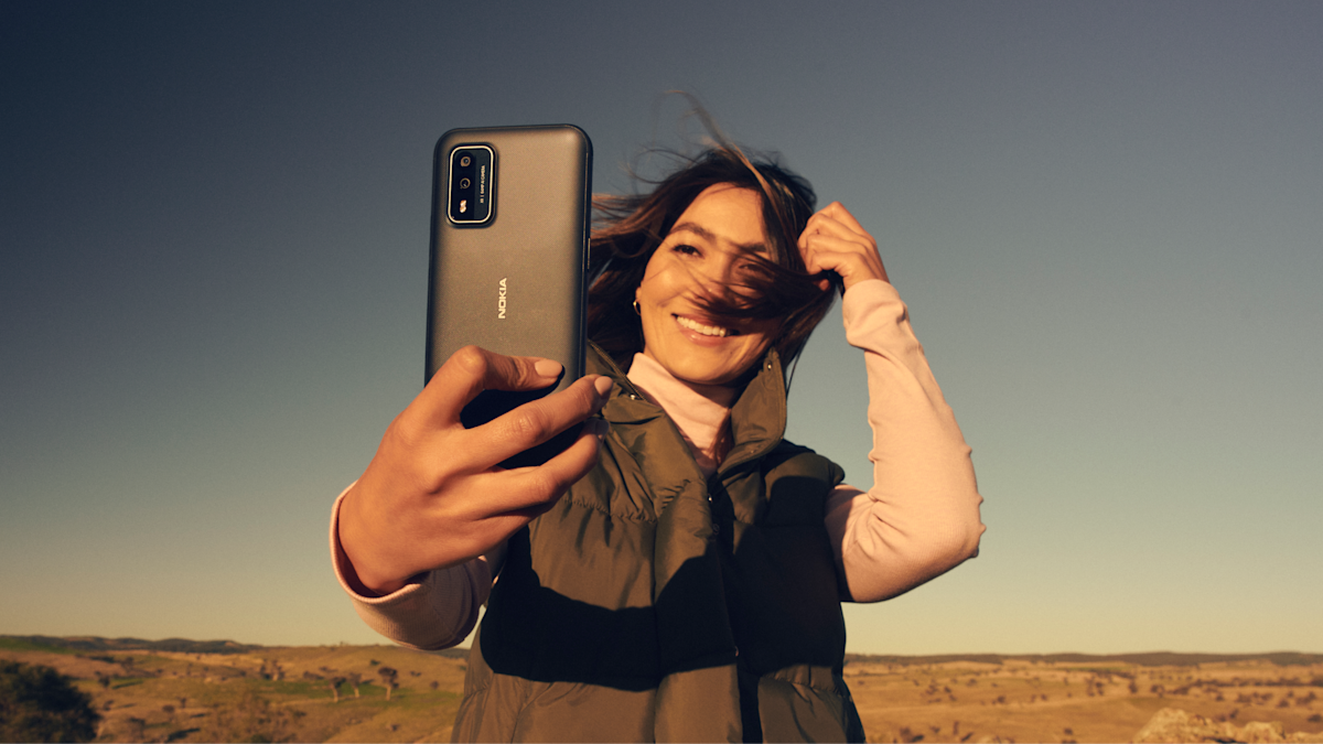 10 Tips For Taking Better Selfies On Your Smartphone 6308