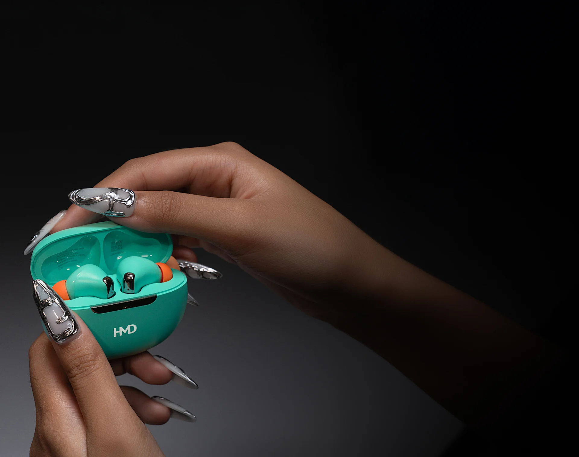 HMD DUB P60 wireless earbuds