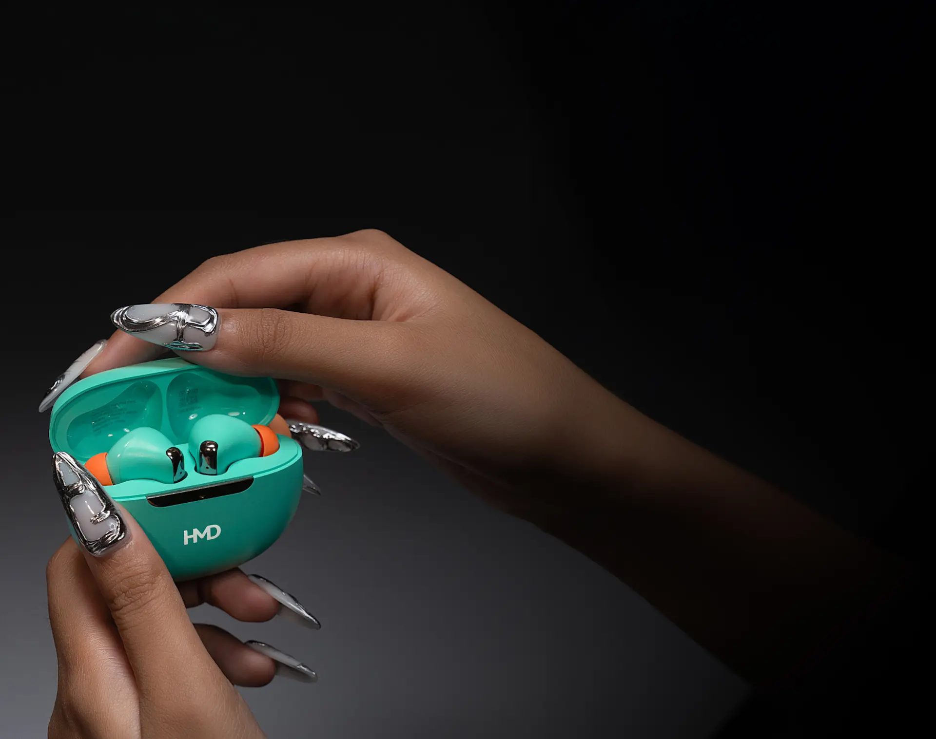 HMD DUB P60 wireless earbuds