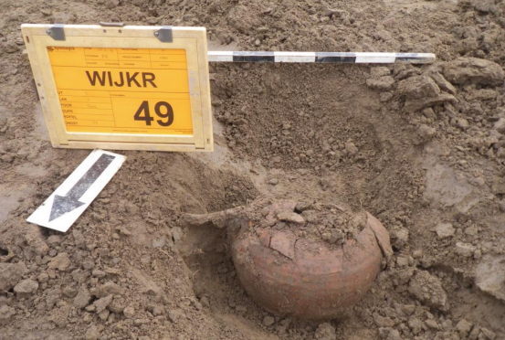 Opgravingen bij Middeleeuwse vindplaats in Wijk en Aalburg