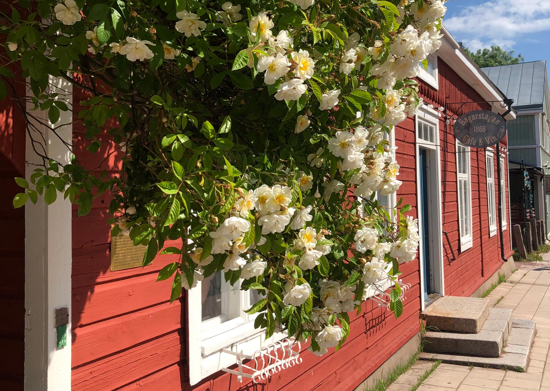 Bagarstugan Café & Vin - Eckerö Linjen